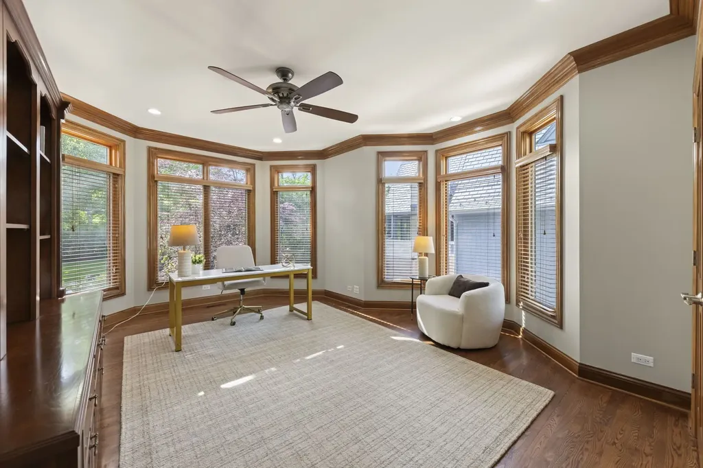 1046 Sylvan Circle Naperville IL 60540