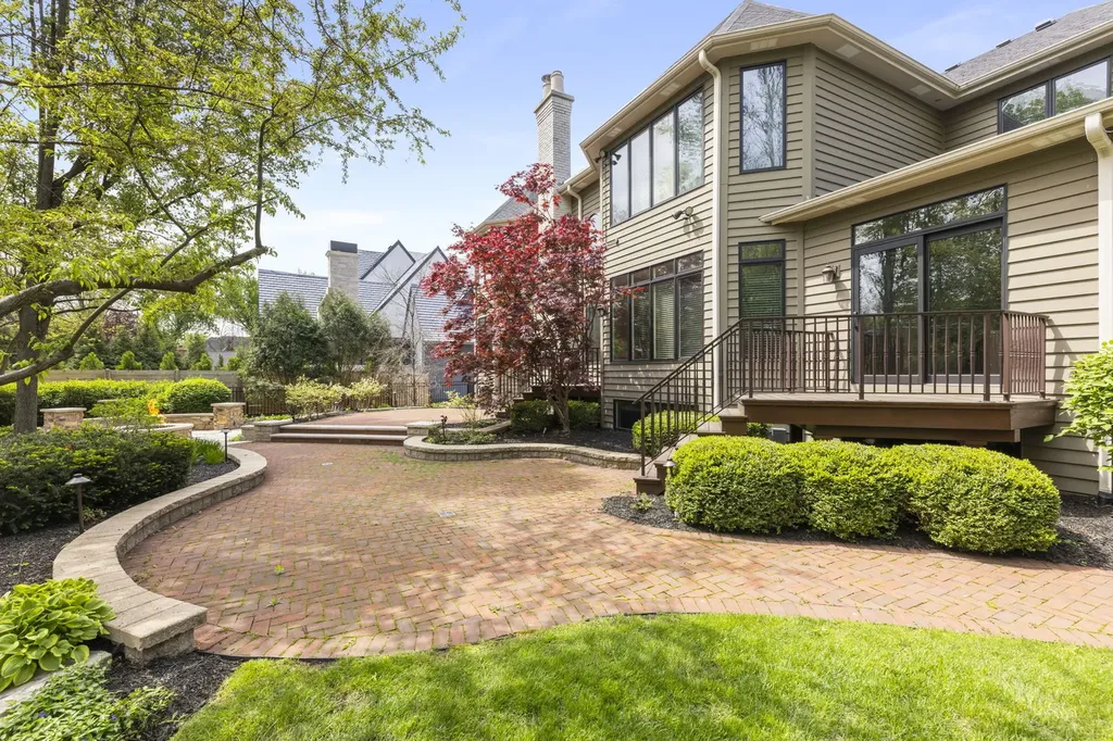 1046 Sylvan Circle Naperville IL 60540