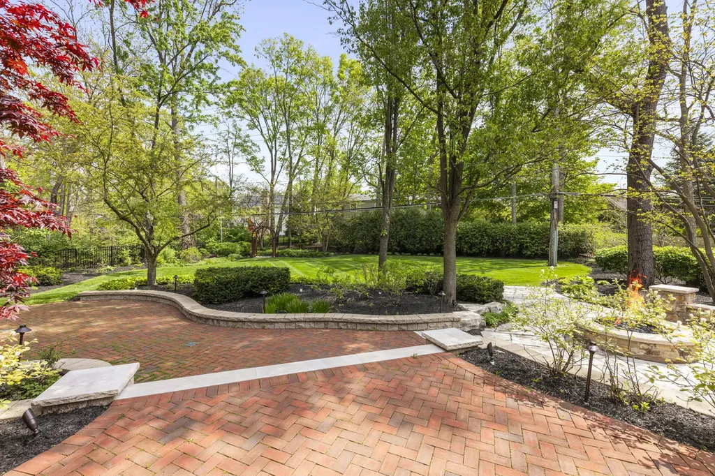 1046 Sylvan Circle Naperville IL 60540