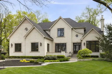 1046 Sylvan Circle Naperville IL 60540