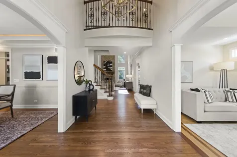 1046 Sylvan Circle Naperville IL 60540