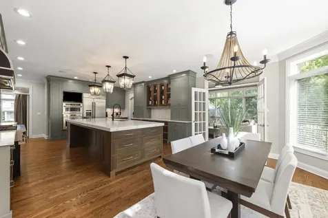 1046 Sylvan Circle Naperville IL 60540