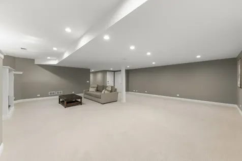 1046 Sylvan Circle Naperville IL 60540