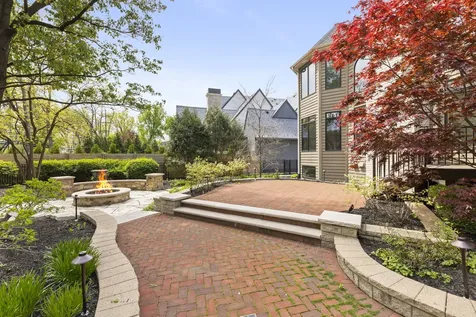 1046 Sylvan Circle Naperville IL 60540
