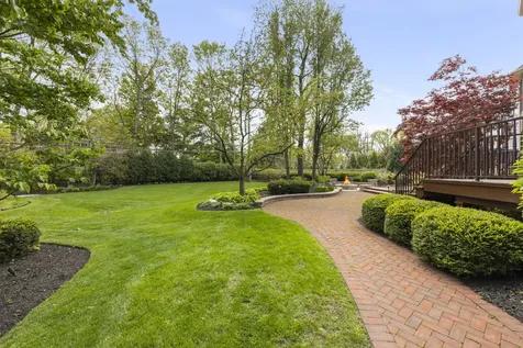 1046 Sylvan Circle Naperville IL 60540