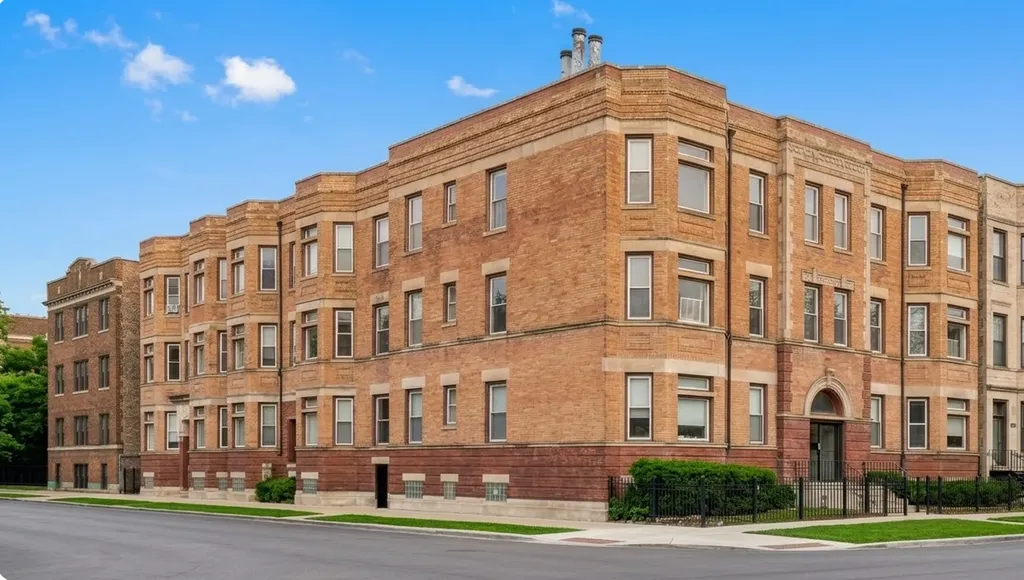 4613 North Ashland Avenue Chicago IL 60640