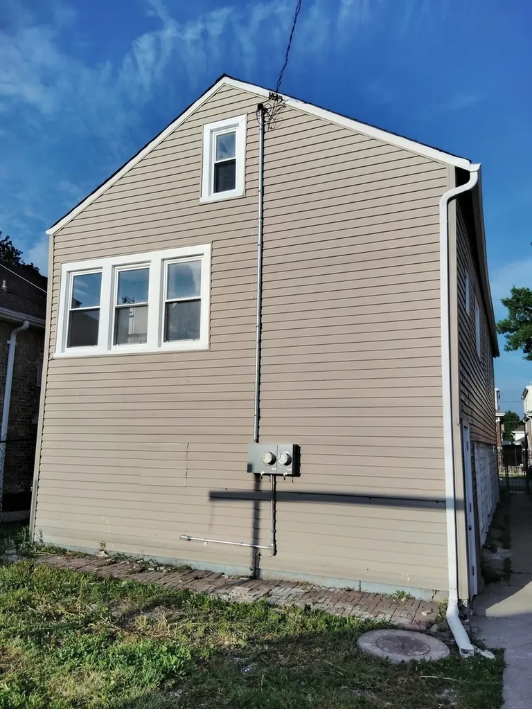 5806 South Talman Avenue Chicago IL 60629