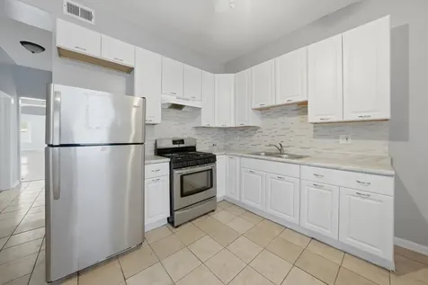7056 South Parnell Avenue Chicago IL 60621