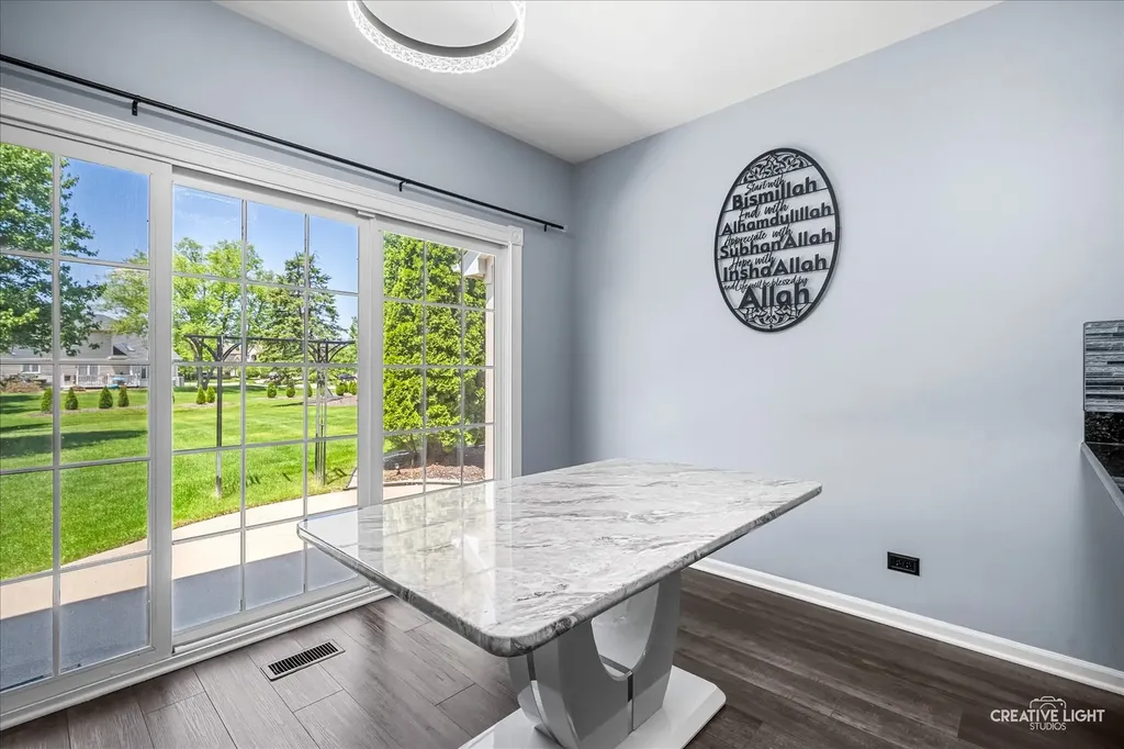 4303 Ariel Court Naperville IL 60564