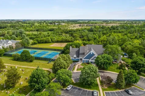 4303 Ariel Court Naperville IL 60564