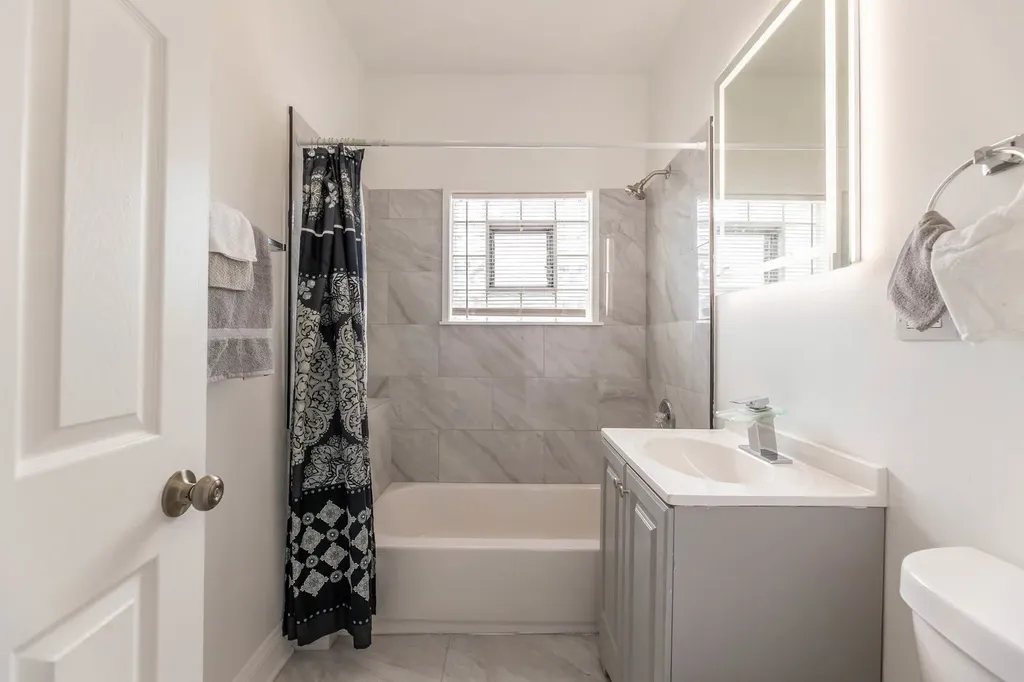 12420 South Emerald Avenue Chicago IL 60628