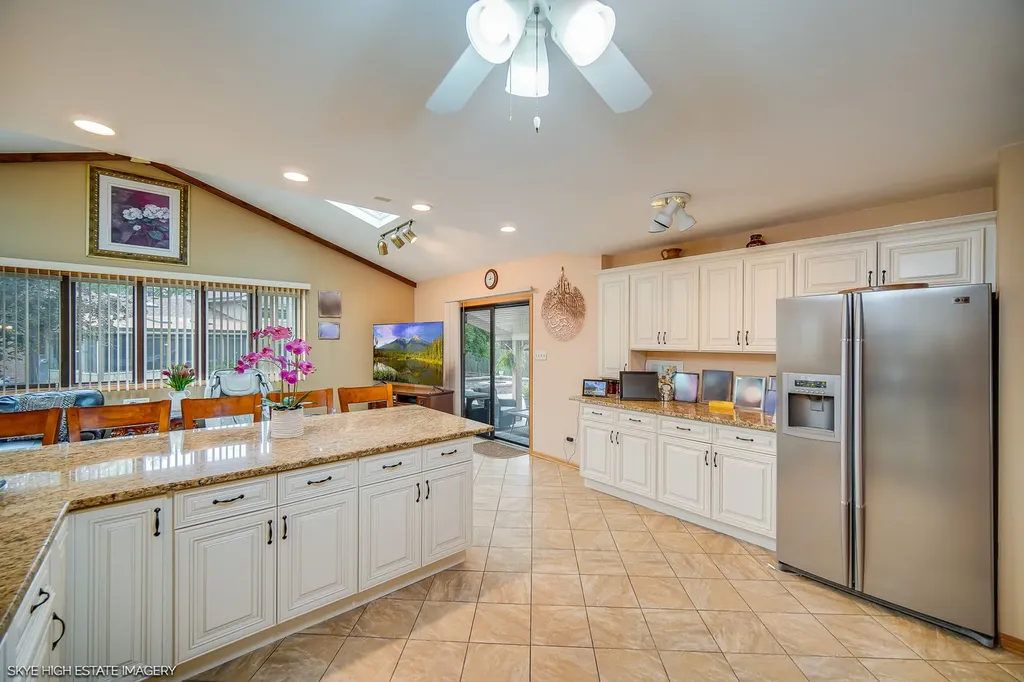 12152 Forestview Drive Orland Park IL 60467