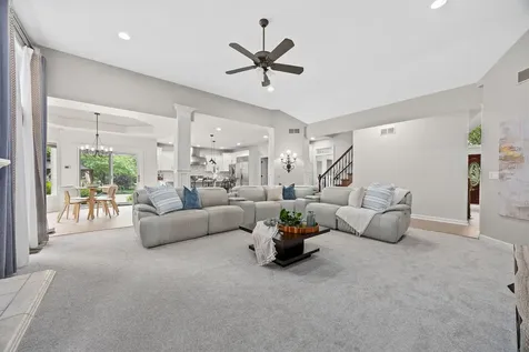 39W514 Bealer Circle Geneva IL 60134