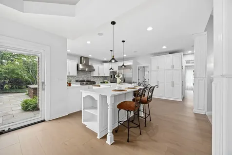 39W514 Bealer Circle Geneva IL 60134