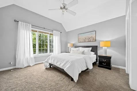 39W514 Bealer Circle Geneva IL 60134