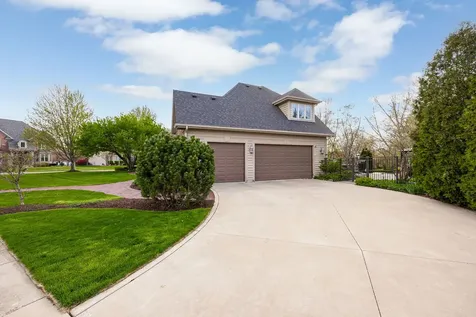 39W514 Bealer Circle Geneva IL 60134