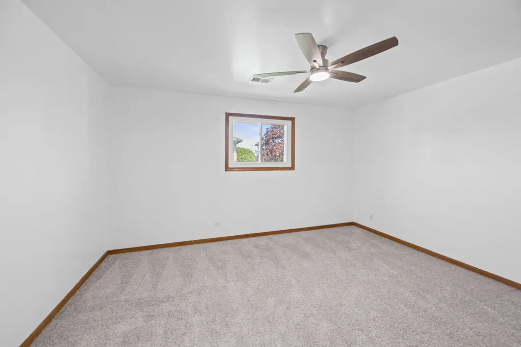 725 North 8th Avenue Addison IL 60101