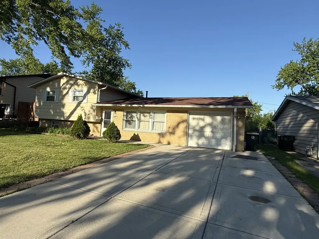7127 Glenwood Lane Hanover Park IL 60133
