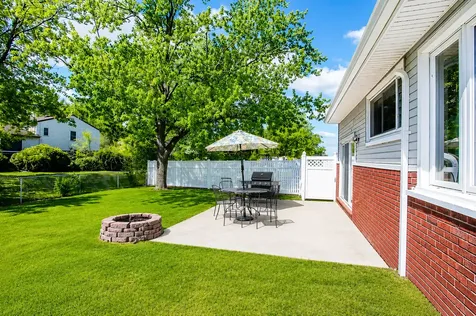 1359 East Dorothy Drive Palatine IL 60074