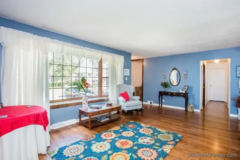 1359 East Dorothy Drive Palatine IL 60074