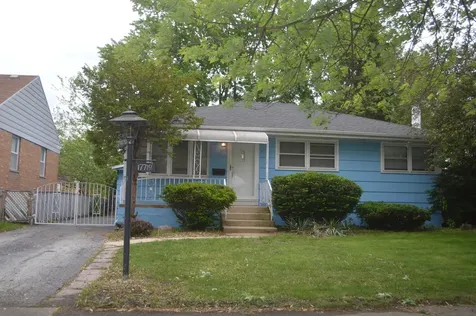 17719 Burnham Avenue Lansing IL 60438
