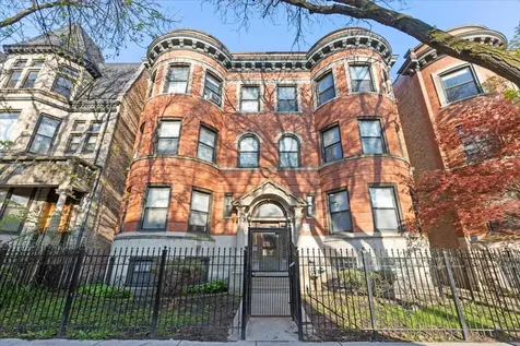 5018 South Blackstone Avenue Chicago IL 60615