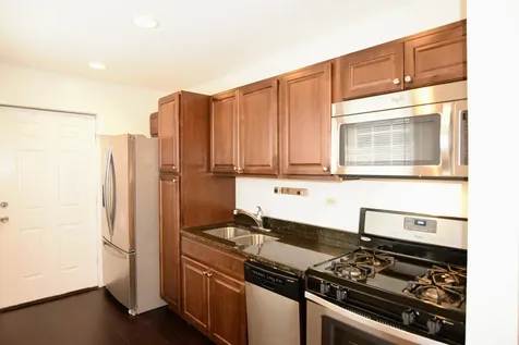 1828 North Bissell Street Chicago IL 60614