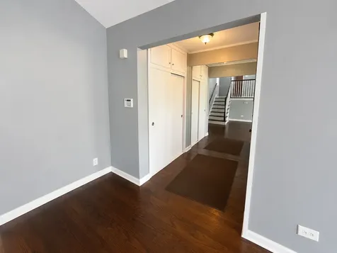360 East Huntington Lane Elmhurst IL 60126