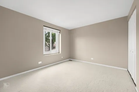 53 Briarwood Square Indian Head Park IL 60525