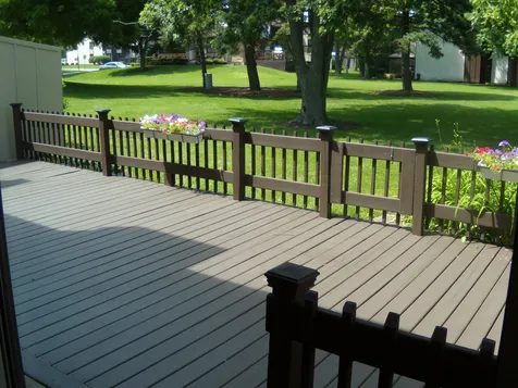 53 Briarwood Square Indian Head Park IL 60525