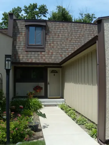 53 Briarwood Square Indian Head Park IL 60525