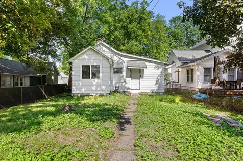1419 17TH Street Moline IL 61265
