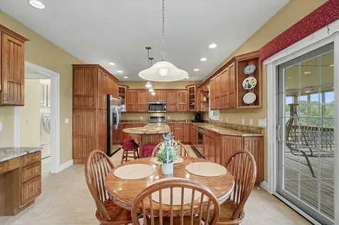 1402 Alydar Drive Mahomet IL 61853
