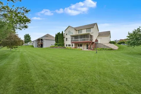 1402 Alydar Drive Mahomet IL 61853