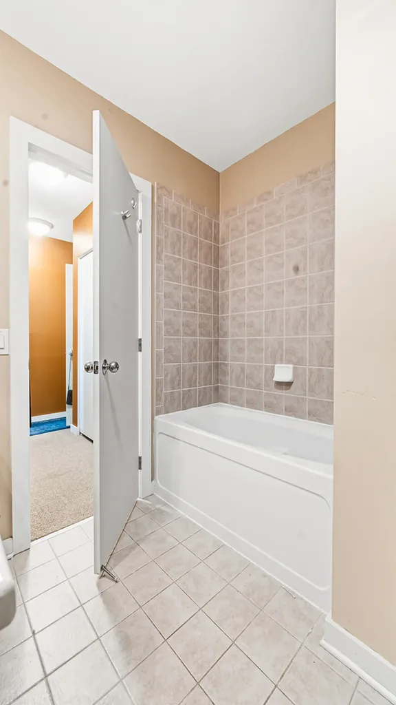 2220 West Maypole Avenue Chicago IL 60612