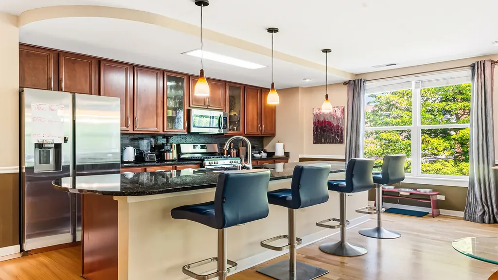 2220 West Maypole Avenue Chicago IL 60612