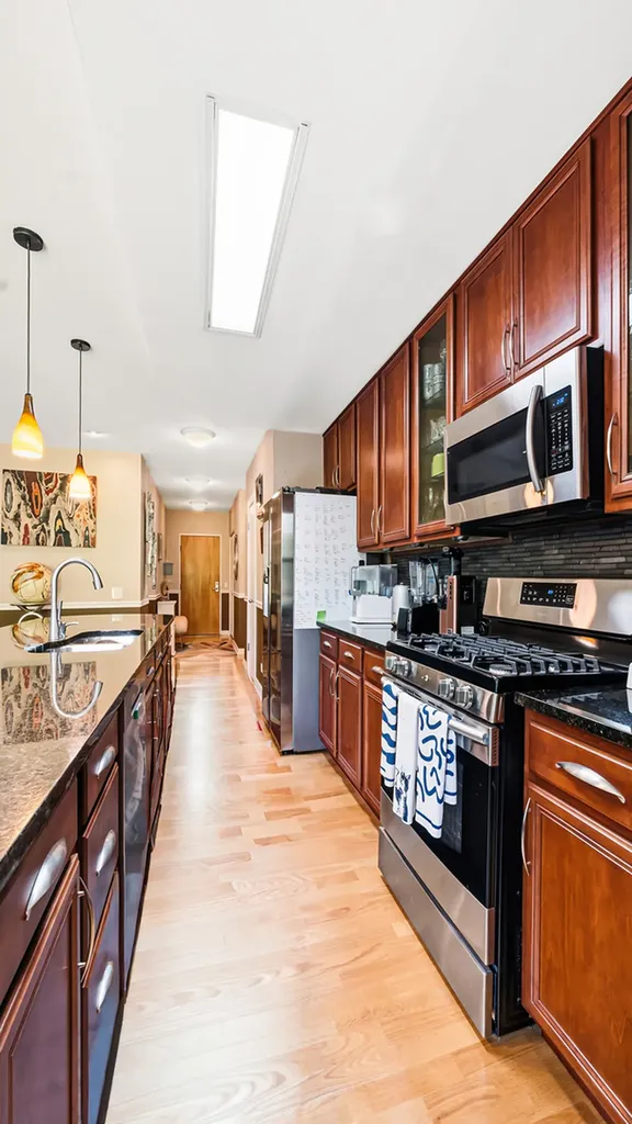 2220 West Maypole Avenue Chicago IL 60612