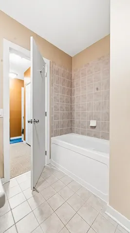 2220 West Maypole Avenue Chicago IL 60612