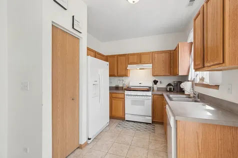 1766 Fieldstone Drive N Shorewood IL 60404