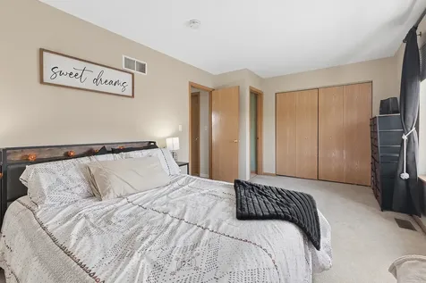 1766 Fieldstone Drive N Shorewood IL 60404