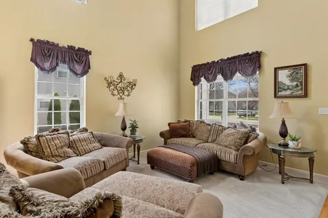 241 Ashcroft Lane Oswego IL 60543