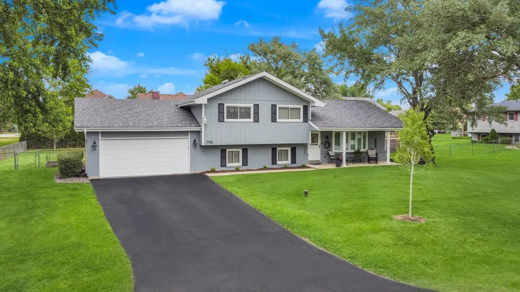1136 Oxford Street Downers Grove IL 60516