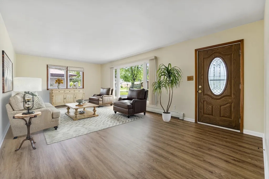 817 Summit Drive Lockport IL 60441