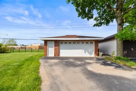 817 Summit Drive Lockport IL 60441