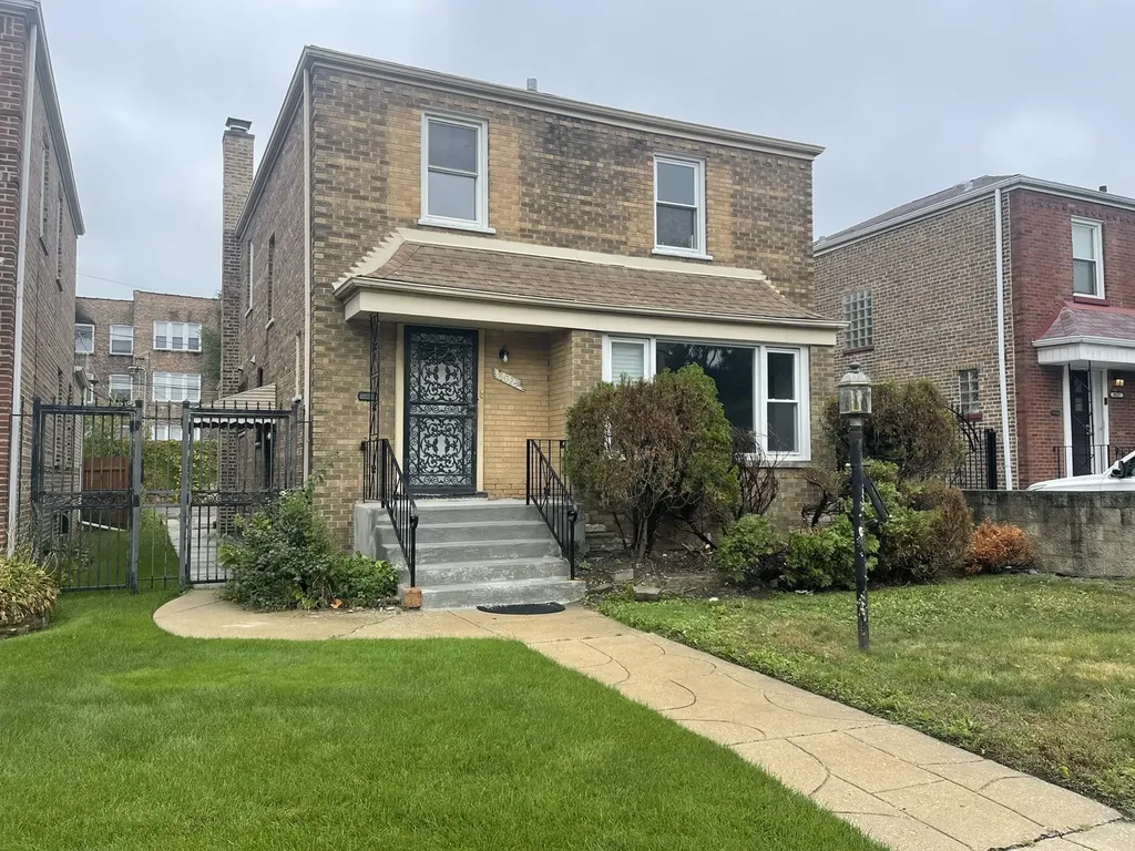 8023 South Yates Boulevard Chicago IL 60617