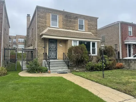8023 South Yates Boulevard Chicago IL 60617