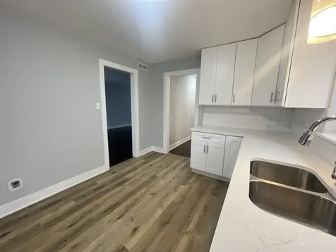 8023 South Yates Boulevard Chicago IL 60617