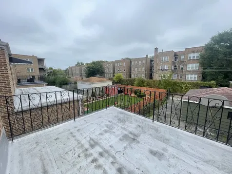 8023 South Yates Boulevard Chicago IL 60617