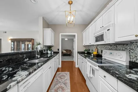 4412 River Drive Moline IL 61265