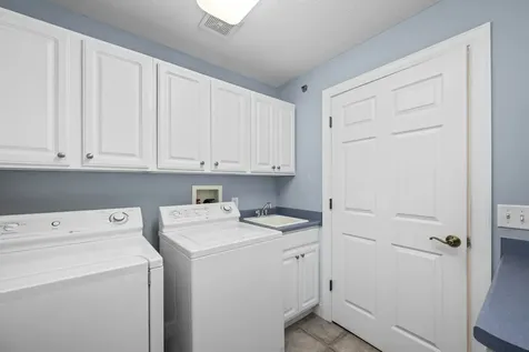 4412 River Drive Moline IL 61265